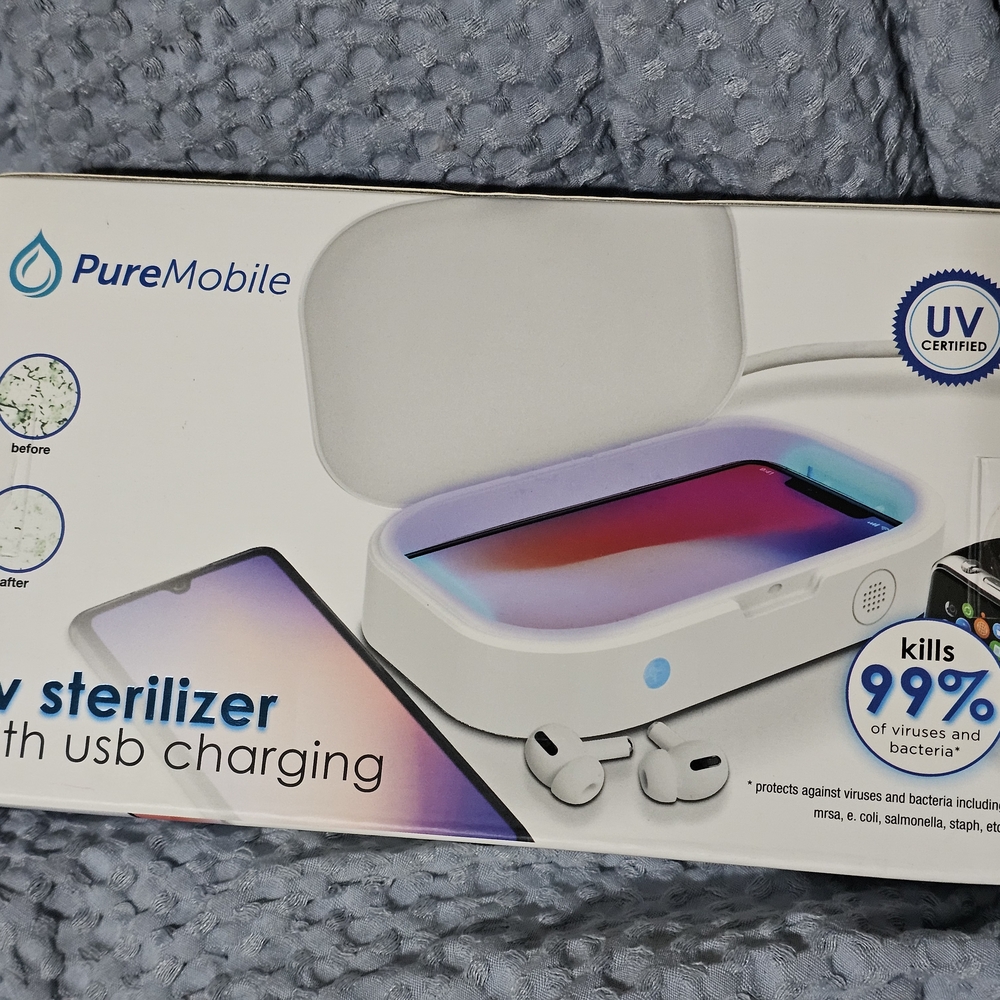 White High-Speed USB Charger for Cell Phones